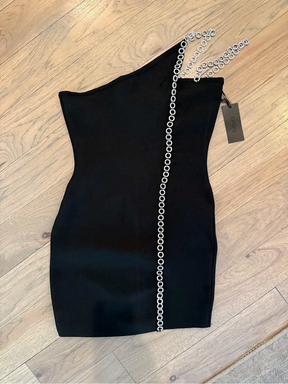 Hours - One-Shoulder Black Mini Dress with Silver Chain Detail